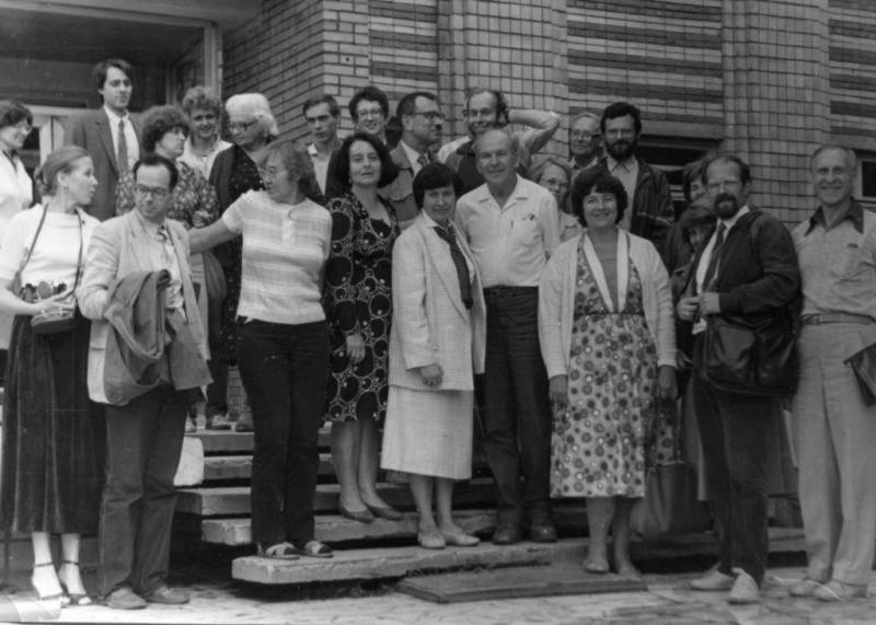 080.jpg 080.jpg