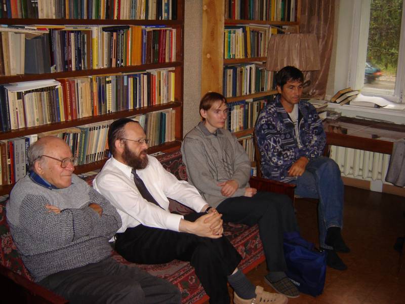 Новосибирск, сентябрь, 2004 г. Новосибирск, сентябрь, 2004 г.