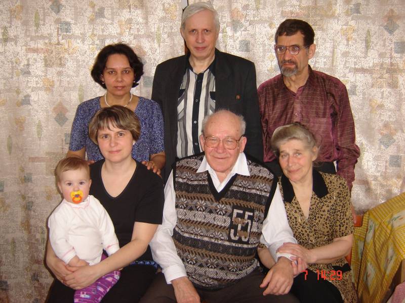 Горно-Алтайск, март, 2005 г. Горно-Алтайск, март, 2005 г.